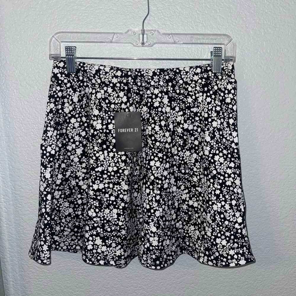 Forever 21 skirt